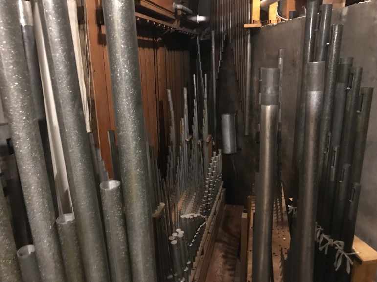The pipes and other instruments are hidden in chambers in the walls of the theater.