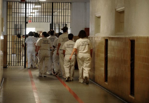 https://wbhm.org/wp-content/uploads/2014/06/InmatesAtTutwiler.jpg