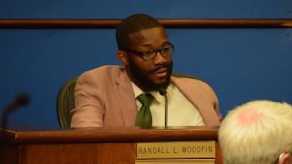 https://wbhm.org/wp-content/uploads/2018/11/Birmingham-Mayor-Randall-Woodfin-300x2001-e1541610235461.jpg