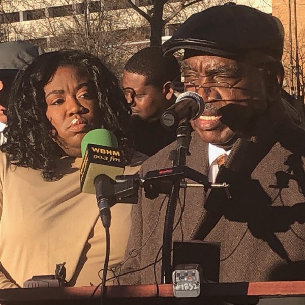 https://wbhm.org/wp-content/uploads/2019/01/clemon_press_conference-600x600.jpg