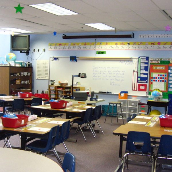 https://wbhm.org/wp-content/uploads/2019/01/generic_classroom-600x600.jpg