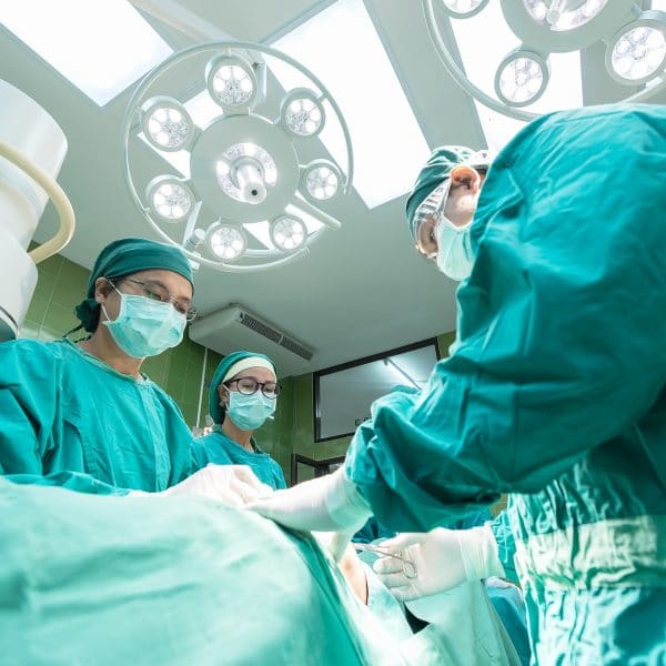 https://wbhm.org/wp-content/uploads/2019/02/surgery-1807541_1920-600x600.jpg