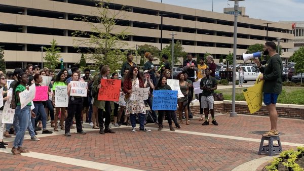 https://wbhm.org/wp-content/uploads/2019/04/uab_protest_pic-600x338.jpg