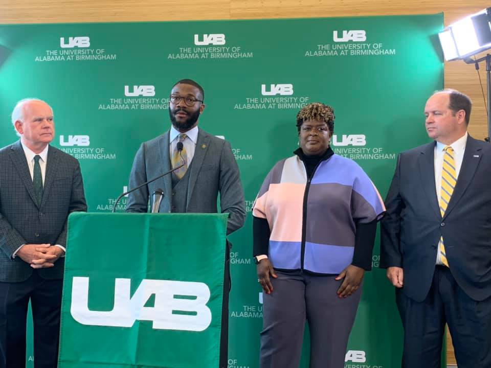 Birmingham and UAB Partner to Offer Free Tuition to City Graduates