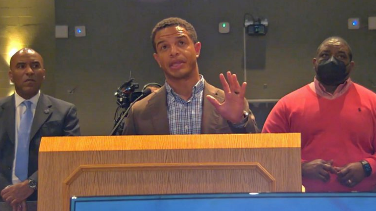 Architect Charles Williams speaks, flanked by Birmingham schools COO Matthew Alexander, left, and Athletic Director Karl Powe, during a Birmingham BOE meeting on Nov. 9, 2021.