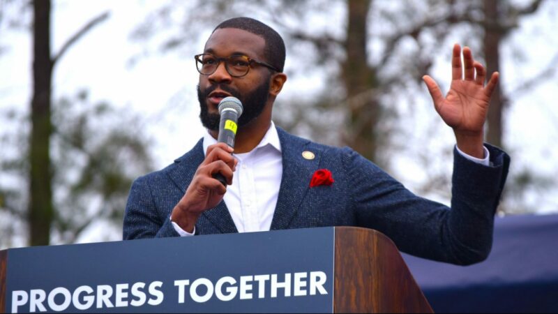 https://wbhm.org/wp-content/uploads/2022/05/Woodfin-kicks-off-reelection-campaign-2048x1365-1-e1612194771324-1536x864-1-800x450.jpeg