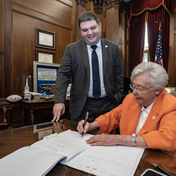 https://wbhm.org/wp-content/uploads/2023/04/Ivey_Signs_Fentanyl_Bill-600x600.jpg