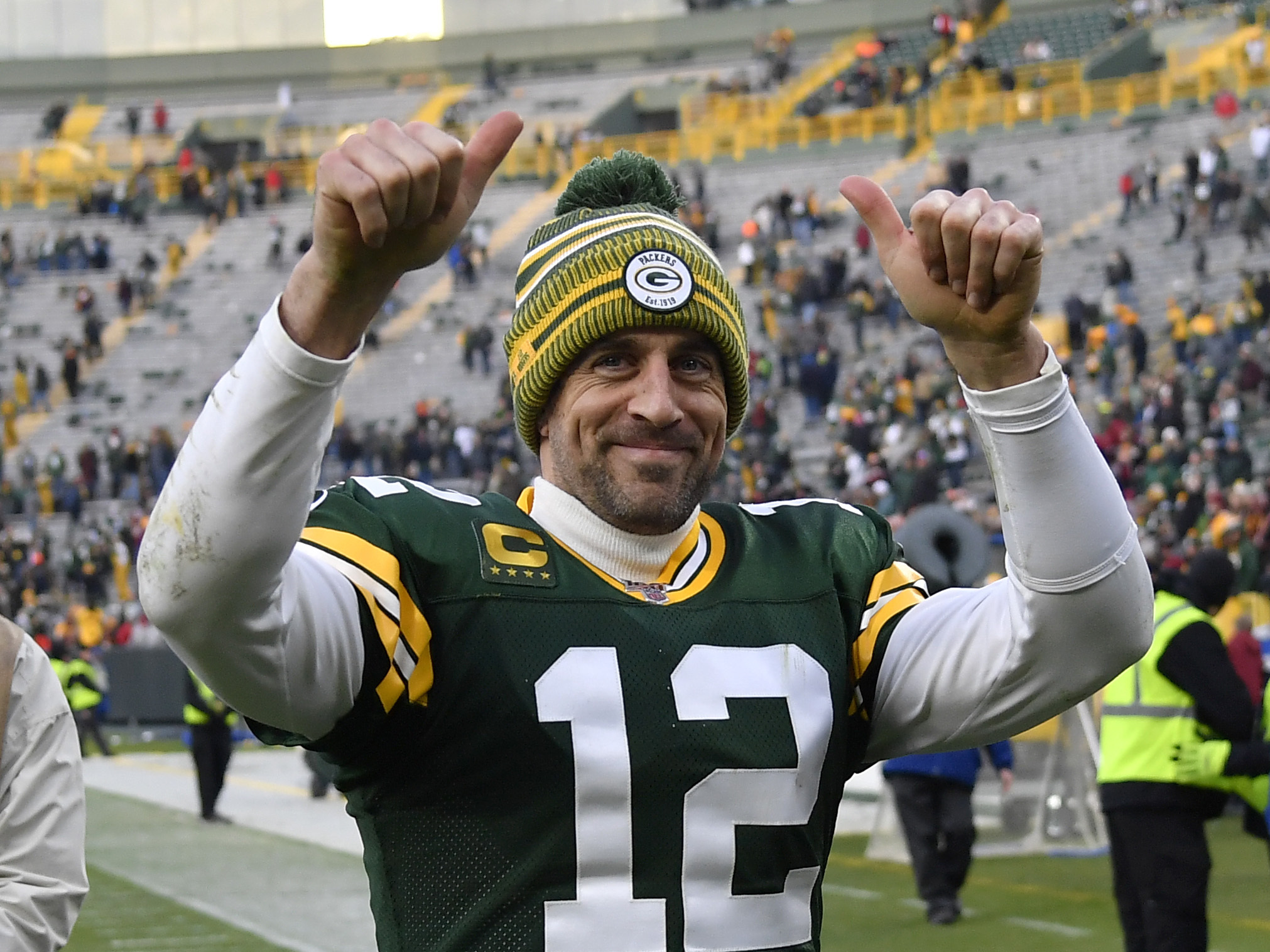 Podcast: Aaron Rodgers records and other 2023 Jets predictions