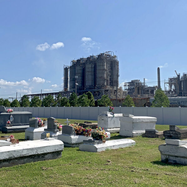 https://wbhm.org/wp-content/uploads/2023/10/Place_Erased_Revilletown_Cemetery_View-600x600.jpg