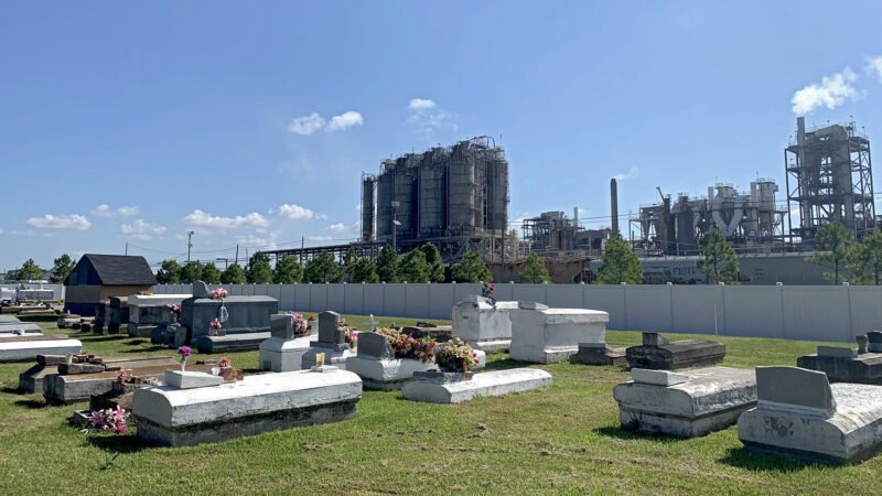 https://wbhm.org/wp-content/uploads/2023/10/Place_Erased_Revilletown_Cemetery_View-800x450.jpg