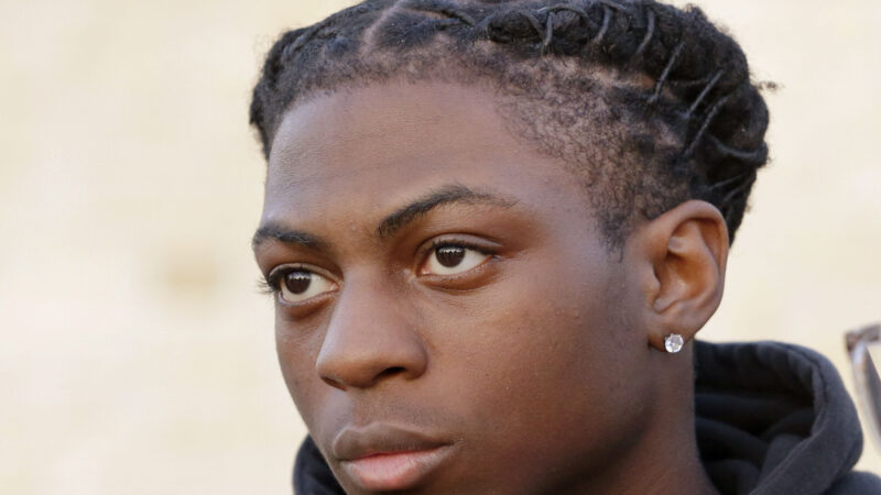 School Claims Dress Code Violation After Student Wears His Hair in Braids |  Teen Vogue