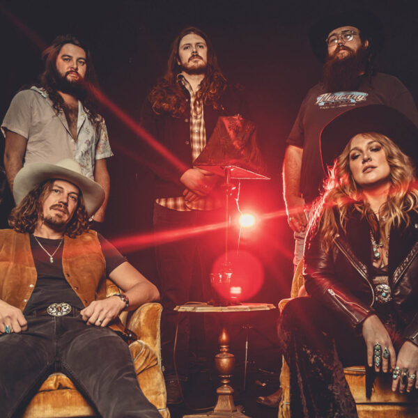 https://wbhm.org/wp-content/uploads/2024/05/Taylor_Hunnicutt_PressPhoto_FullBand_1-scaled-1-e1715878432305-600x600.jpeg