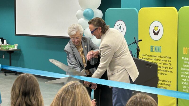 https://wbhm.org/wp-content/uploads/2024/11/Smuckers_Ribbon_Cutting-scaled-e1731018884763-800x450.jpg