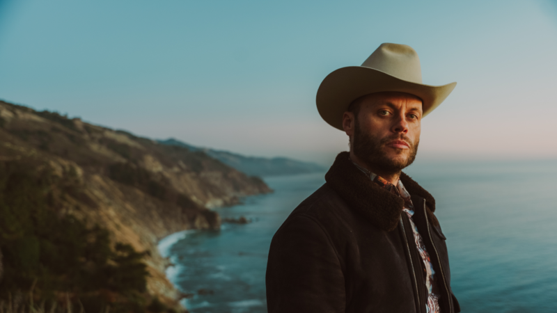 https://wbhm.org/wp-content/uploads/2025/03/charley-crockett-lonesome-drifter-press-photo-1-photo-credit-bobby-cochran-800x450.png