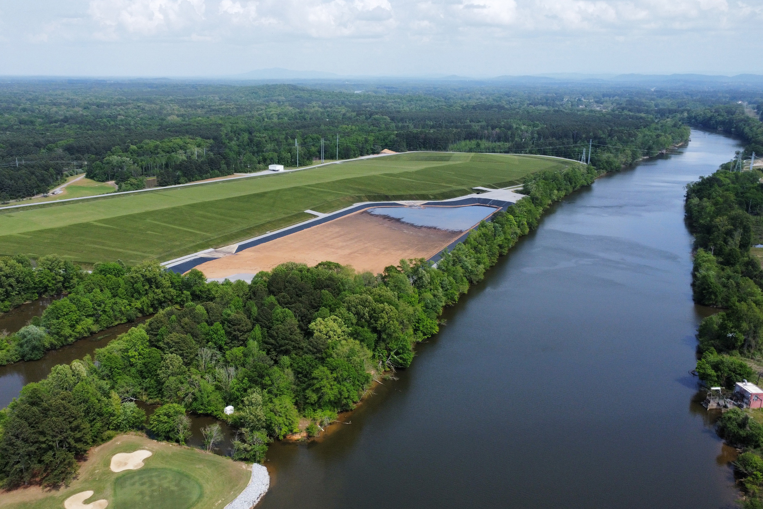 Capped Alabama coal ash pond still polluting groundwater 7 years after closure, lawsuit claims