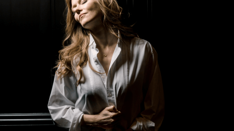 https://wbhm.org/wp-content/uploads/2025/05/barbara-hannigan-3-c-marcoborggreve-1-800x450.png