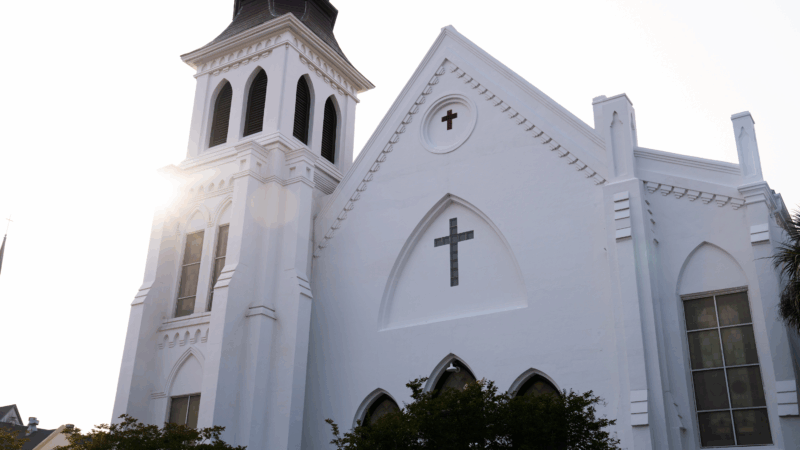 https://wbhm.org/wp-content/uploads/2025/06/2025-06-02-charleston-church-shooting-anniversary-cdull-110-800x450.png