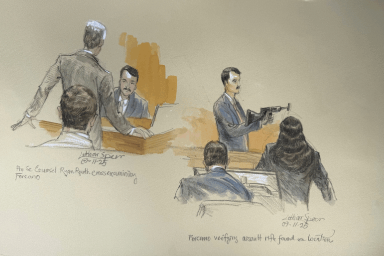 This courtroom sketch shows Secret Service agent Robert Fercano holding up the weapon found in the bushes during opening statements Sept. 11, 2025 in the trial of Ryan Routh, who is charged with attempting to assassinate Donald Trump last year at a golf course in West Palm Beach, Fla.