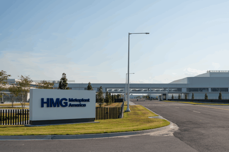 The Hyundai Motor Group factory in Ellabell, Ga., on Friday. A day earlier, federal agents detained 475 people at the automaker's manufacturing complex.