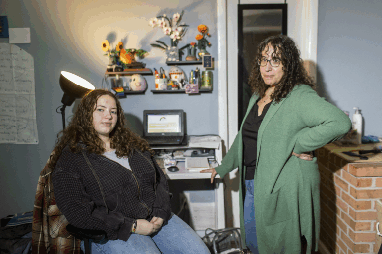 Ailsa Ostovitz, left, and her mother, Stephanie Rizk, at their home in the Maryland suburbs of Washington, D.C. In mid-November, Rizk met with Ostovitz’s teachers to discuss accusations that her daughter had used AI to do some of her schoolwork.