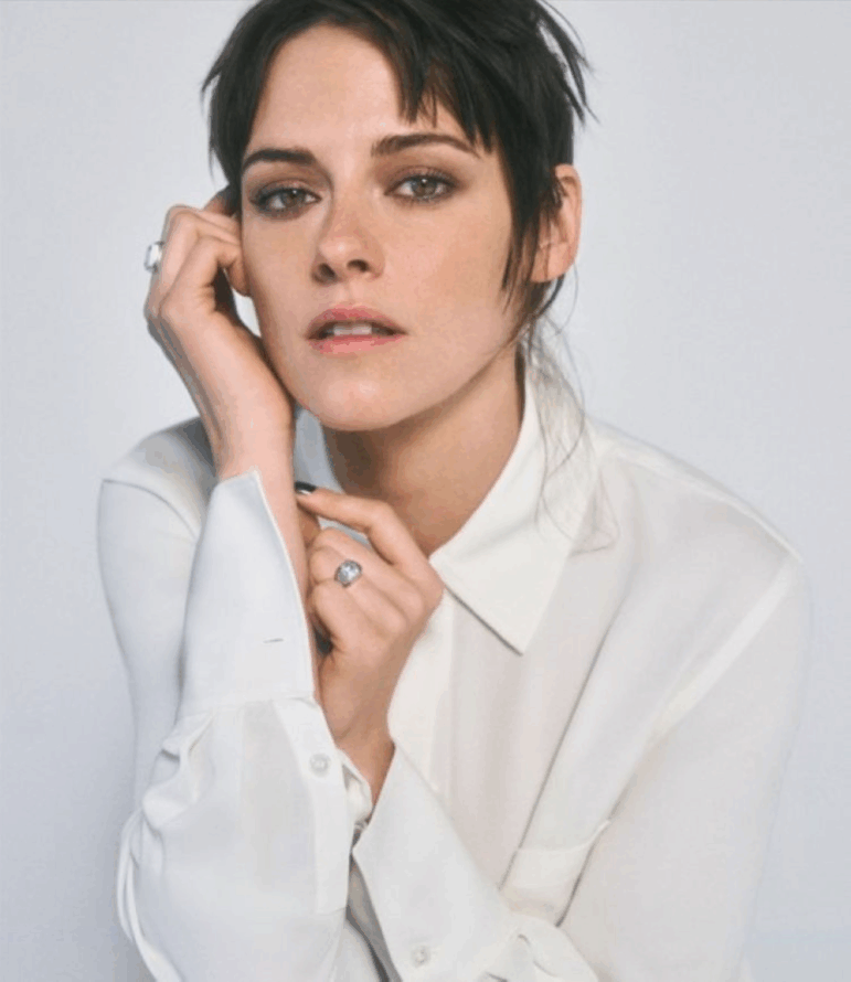 Kristen Stewart, writer/director of the film Chronology of Water