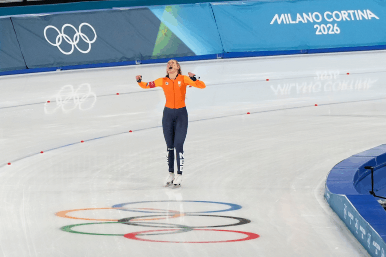 Netherlands' Jutta Leerdam celebrates after winning the women's speedskating 1000 meter final on Monday.